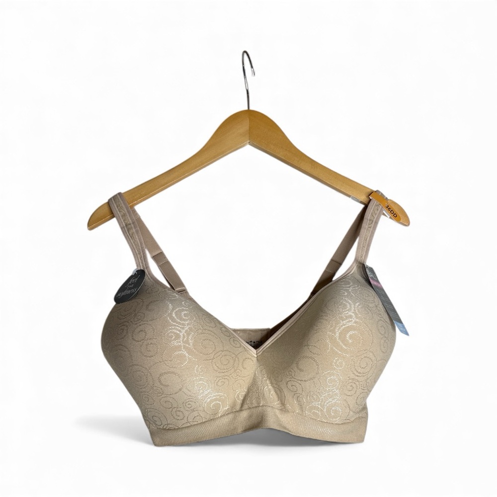 BALI Wirefree Bra 36DD Beige NWT